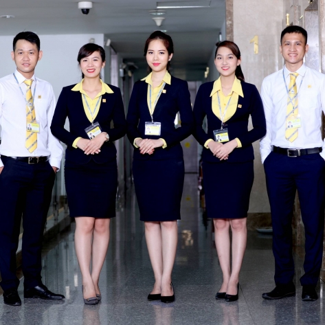 Những yếu tố nào đánh giá chiếc áo thun đạt yêu cầu cho công ty?