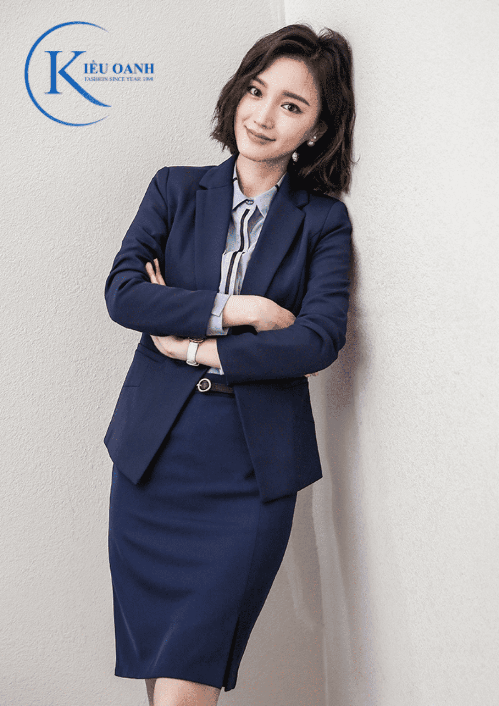 Tìm hiểu về mẫu đồng phục vest nữ công sở