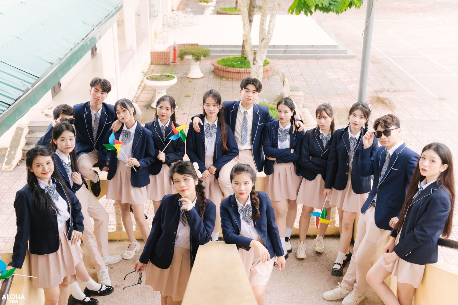 Đồng Phục Lớp Cuối Cấp – Ghi Dấu Thanh Xuân Cùng Áo Lớp & Vest Lịch Lãm